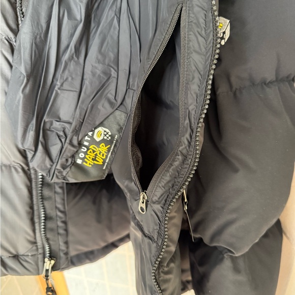 Mountain Hardwear Black Men's Down Jacket (Subzero) - Picture 8 of 13